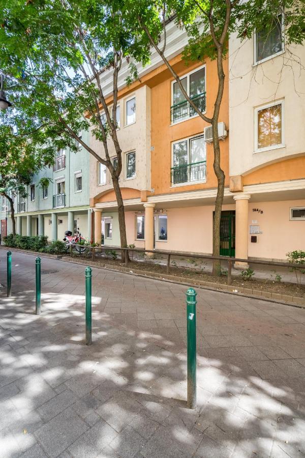 Beautiful Three Bedrooms Apartment With Free Parking Close To The Danube Coast Budapest Ngoại thất bức ảnh